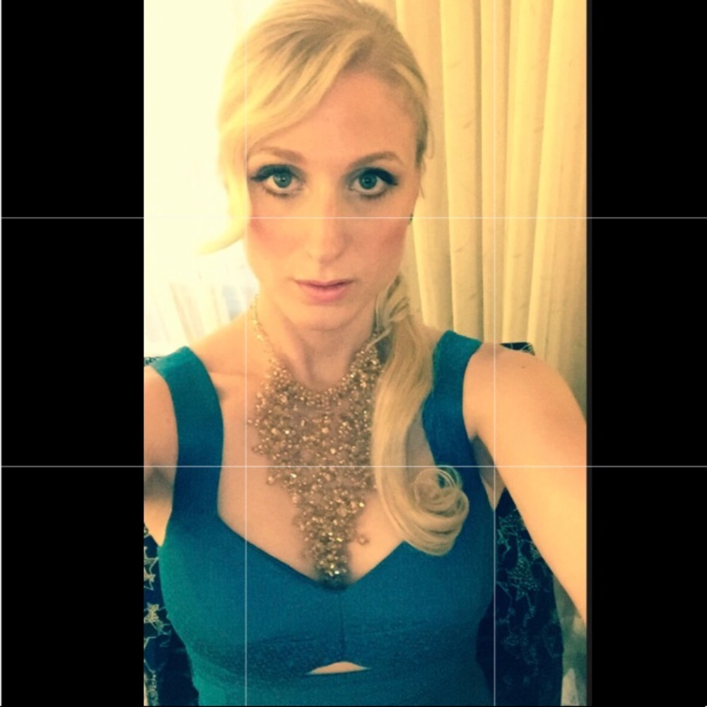 Meet your Posher, Elise